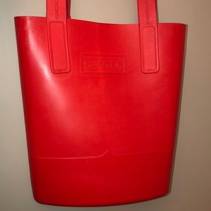 Hunter red rubber toat